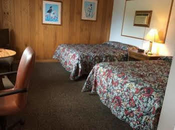 The Royal Motel 2*